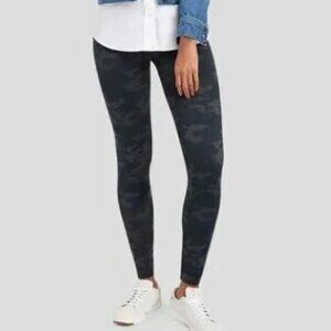 SPANX Camouflage Legging NWOT